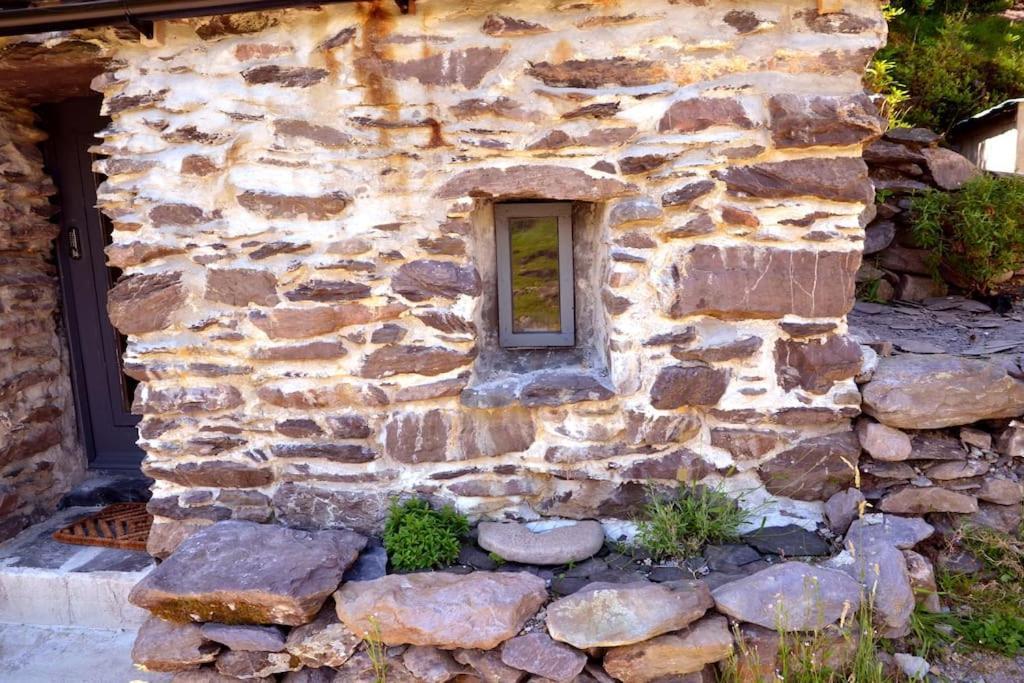 Secluded Cottage Nestled In The Beara Peninsula Killarney Exterior foto