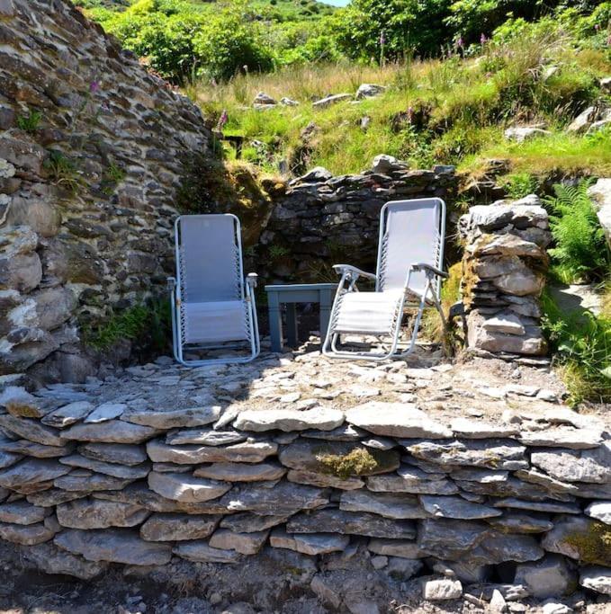 Secluded Cottage Nestled In The Beara Peninsula Killarney Exterior foto